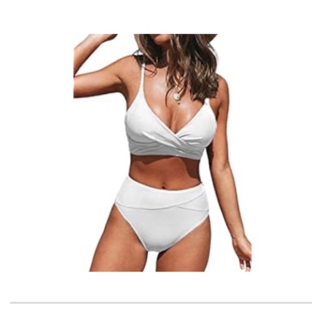 White 2 piece bikini